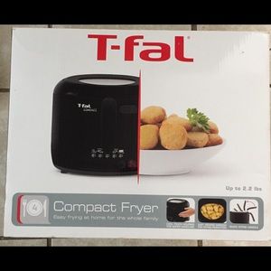 T-fal compact fryer NWT